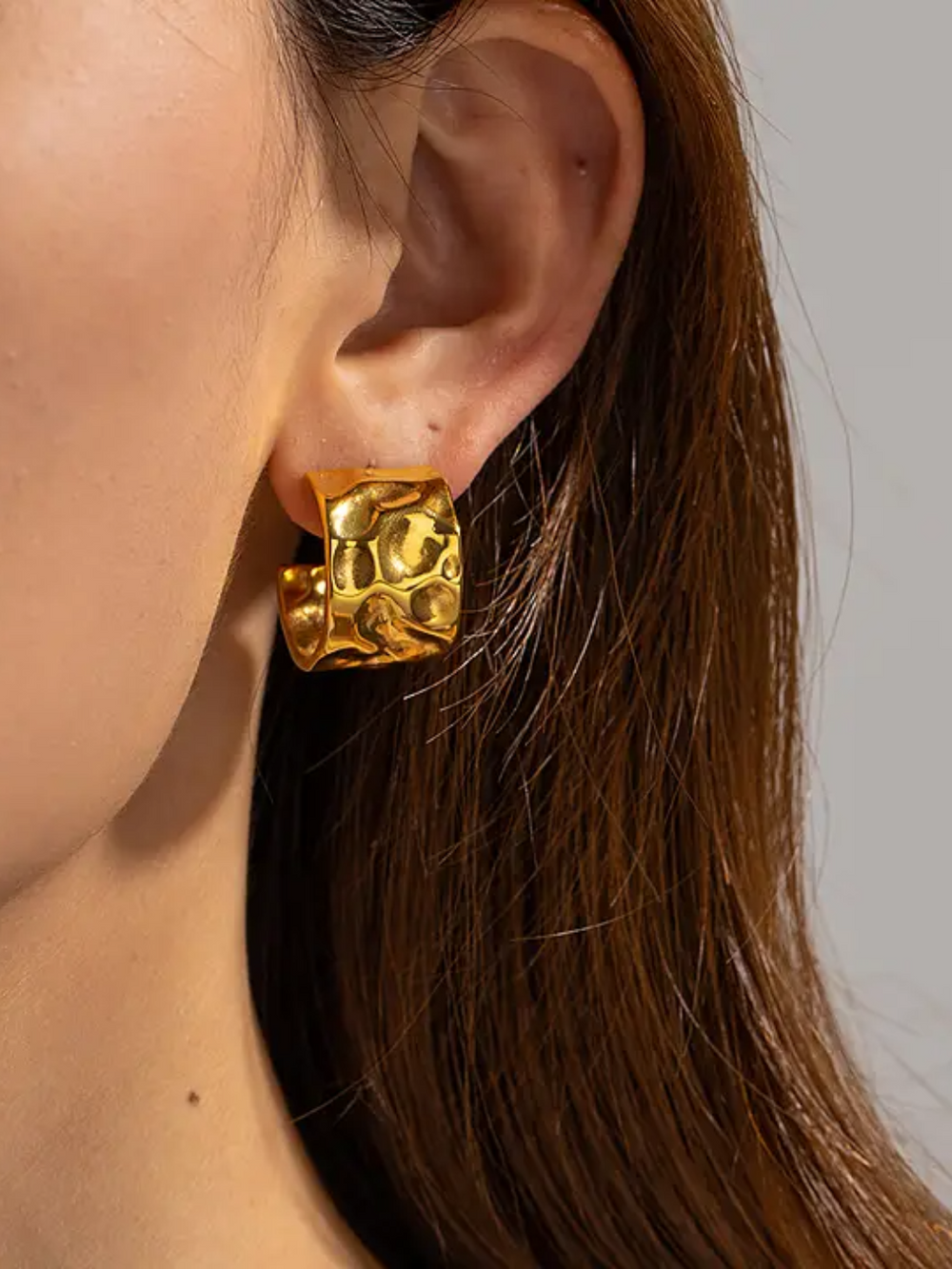 Wavy Gold Huggies