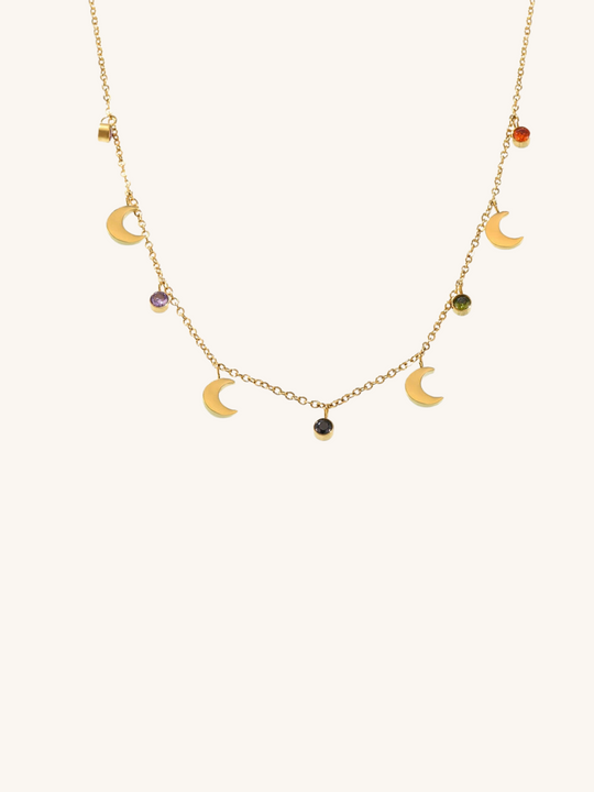 Halskette mit kosmischen Charms