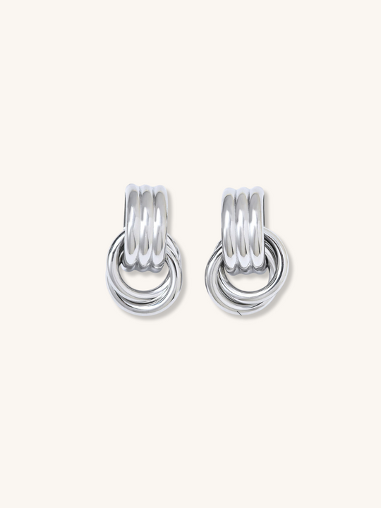Silver Interlinked Loop